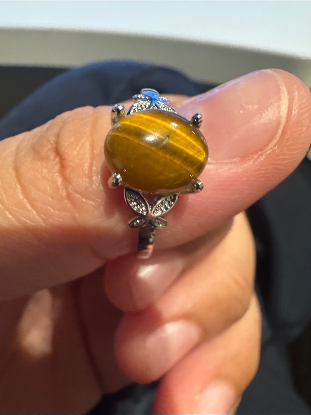 Tiger's Eye adjustable Silver tone Ring with Yellow Tiger Eye Cabochon - Picture 6 of 8